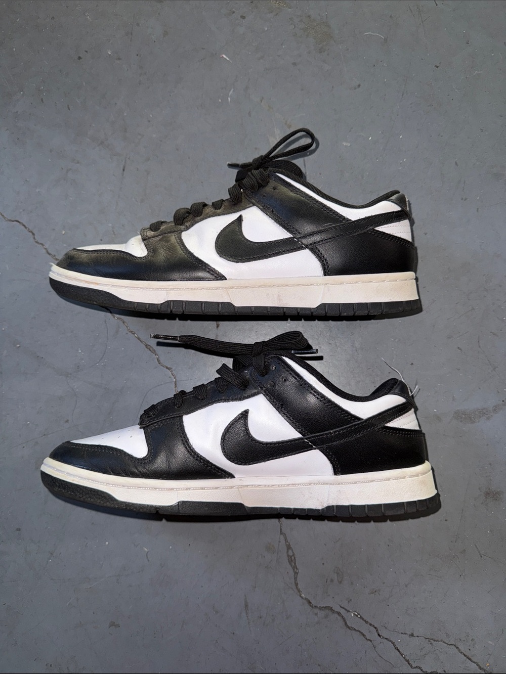 Nike Black and White panda Dunks Sneakers sz9 - Picture 3 of 6